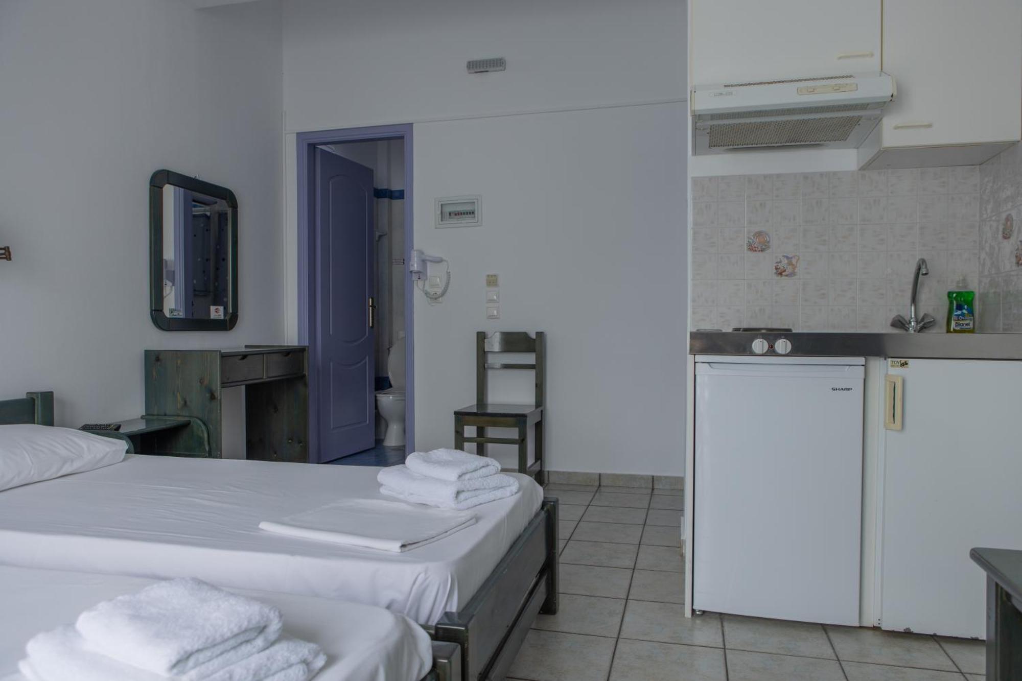 Soula Rooms Tínos 외부 사진