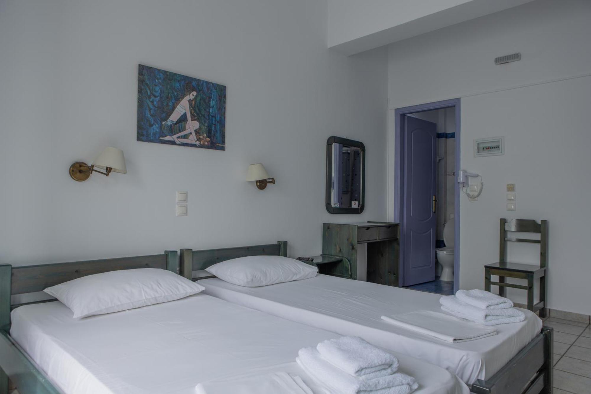 Soula Rooms Tínos 외부 사진